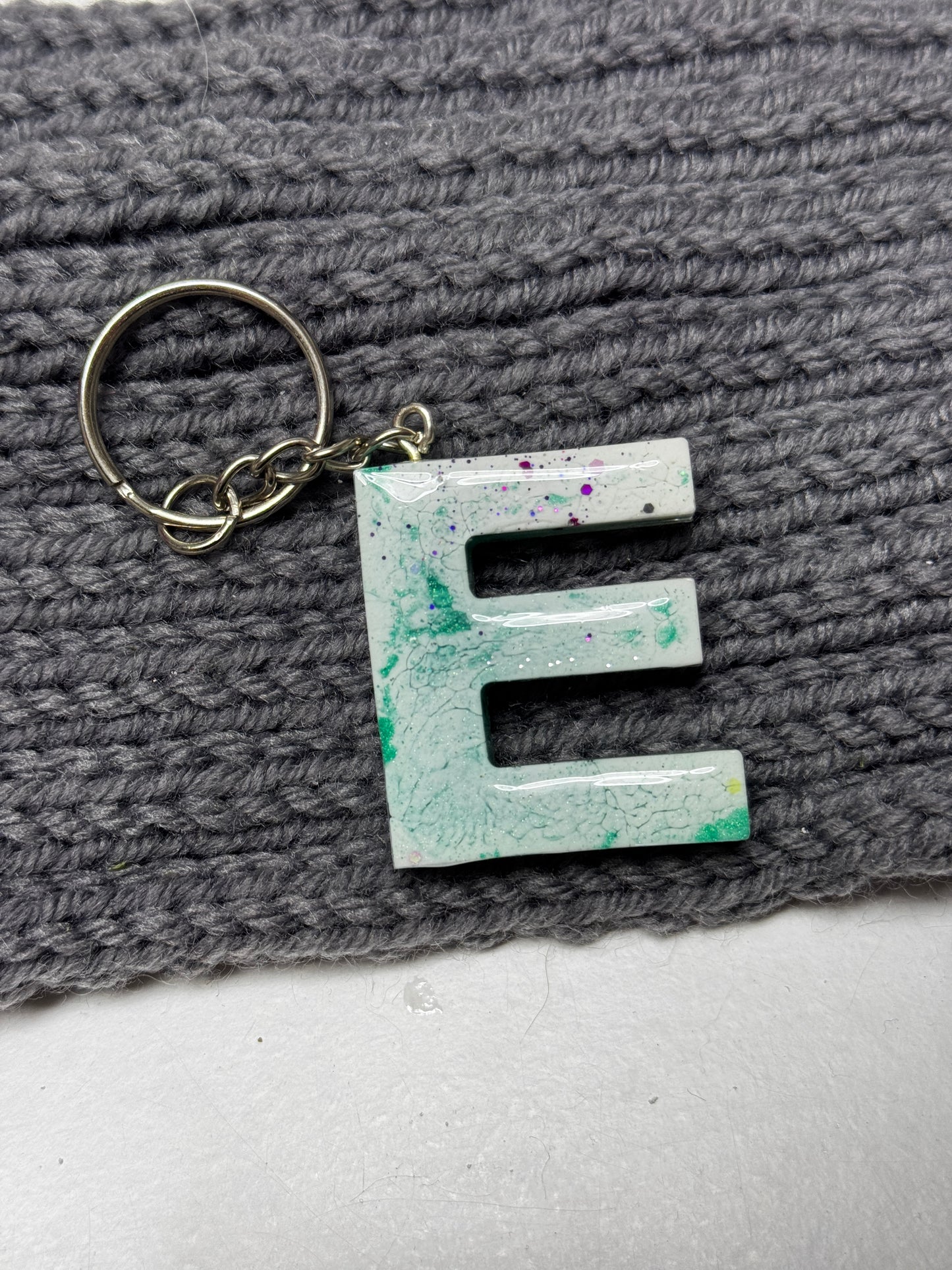 Buchstabenschlüsselanhänger
