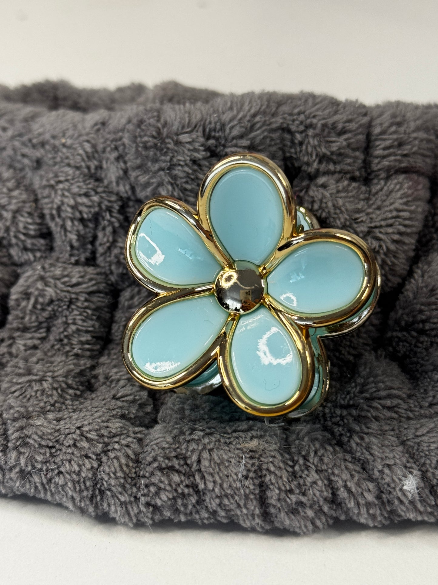 Elegante Blumenspangen