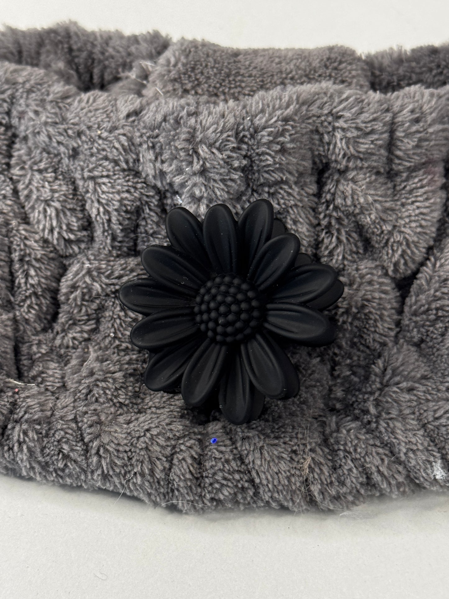 Matte Gänseblümchen Haarspange