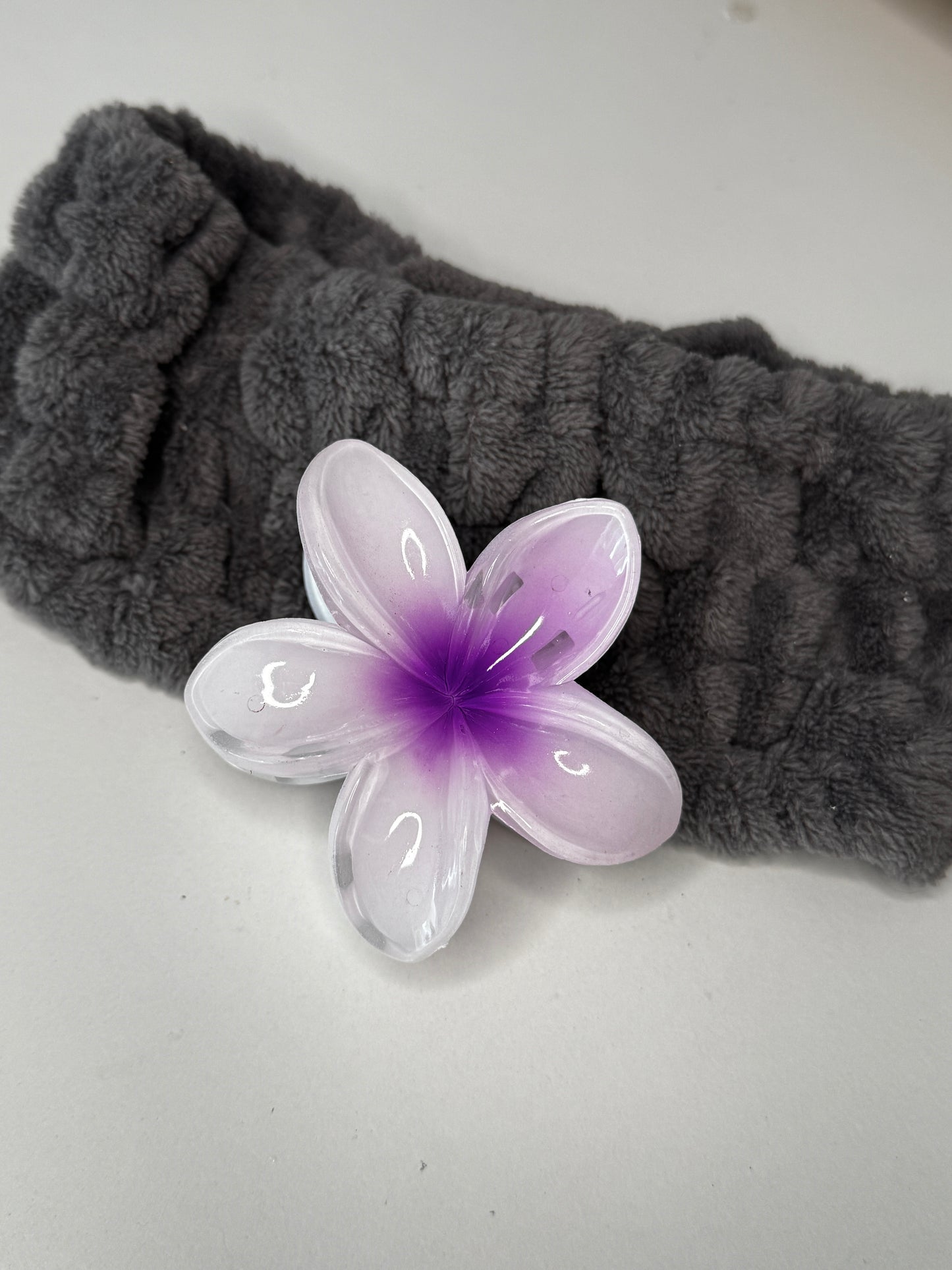 Große Blumenhaarklammern glänzend