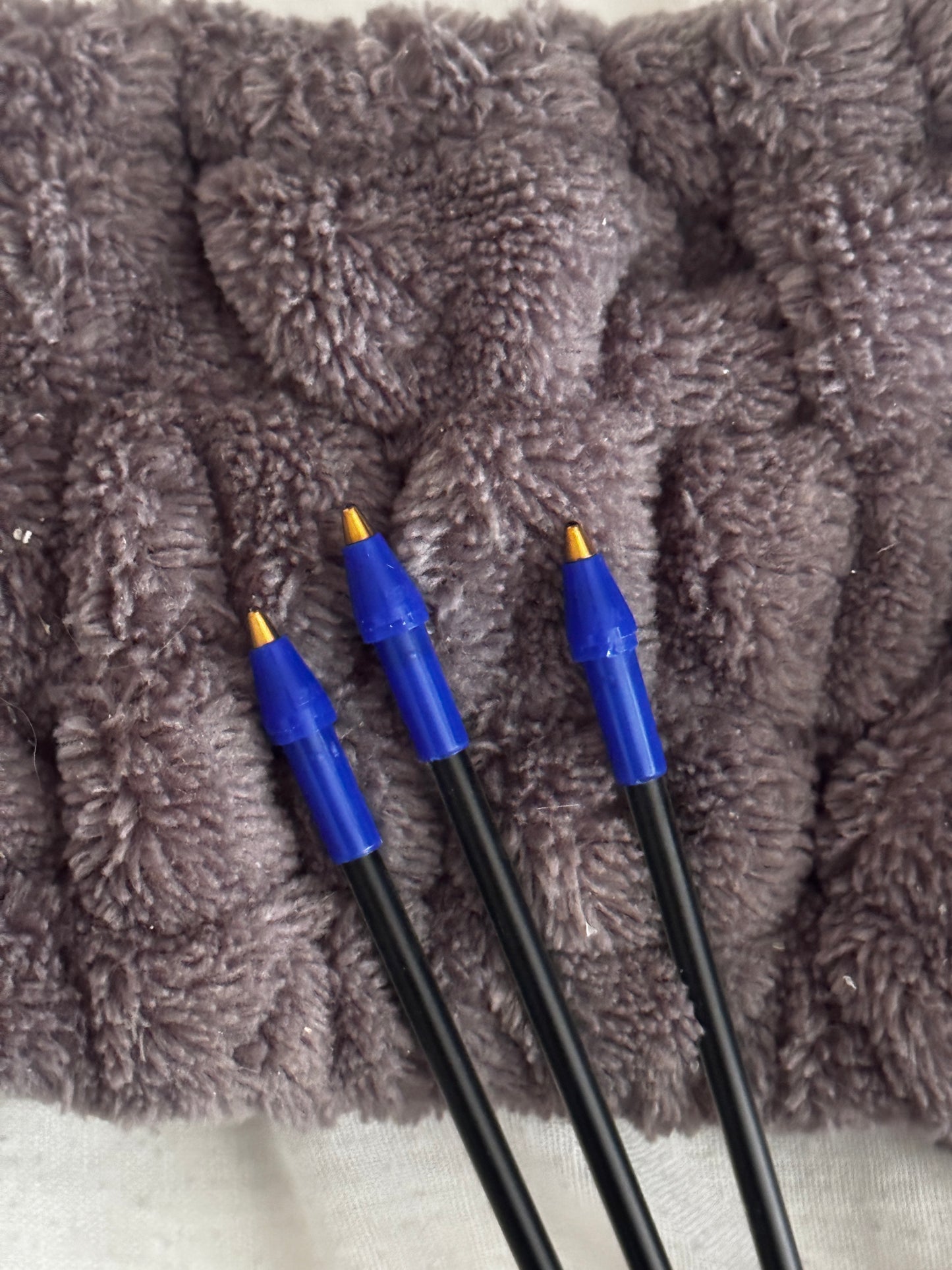 Stiftminen blau und schwarz